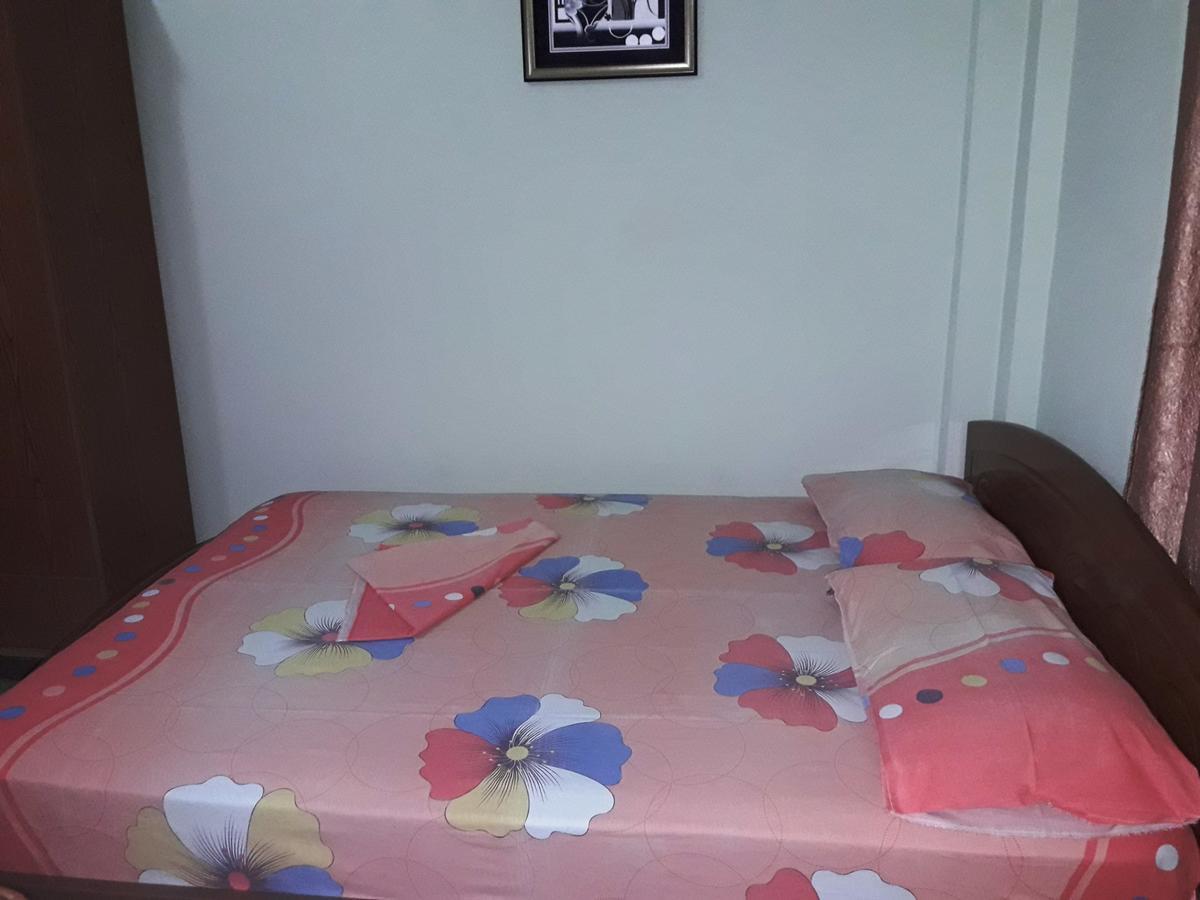 Tani'S Guesthouse คซามิล ภายนอก รูปภาพ
